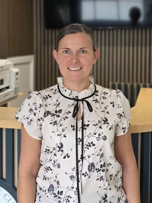 Dr Kerry Whelan