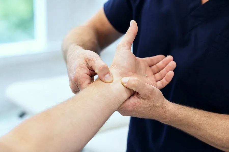 Scaphoid Injuries examination by a consultant