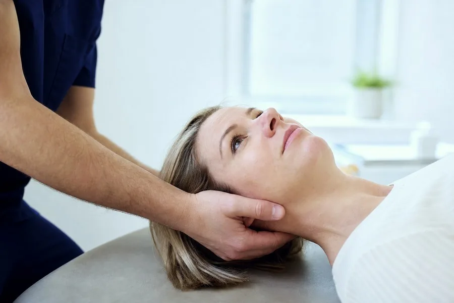 Vertigo examination by a consultant